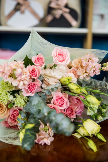 From a simple 'Thinking of You' to  'I love you,' the gift of flowers says it all.
