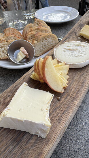 At Brasserie Four, Parisian flavors meet Walla Walla wines