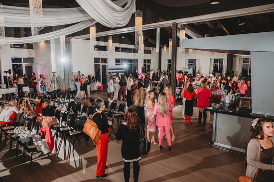 Guests can appreciate Windsong's versatility, allowing each client to transform the venue into their own unique celebration. Rhema Faith Photography
