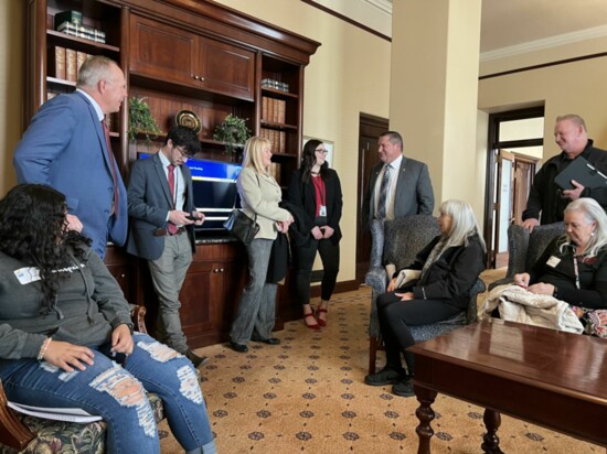 Mayor Billings with Hurricane City Youth Council