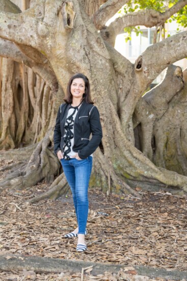 Amber Delehanty is an ISA-certified arborist and the owner of Simply Trees LLC.