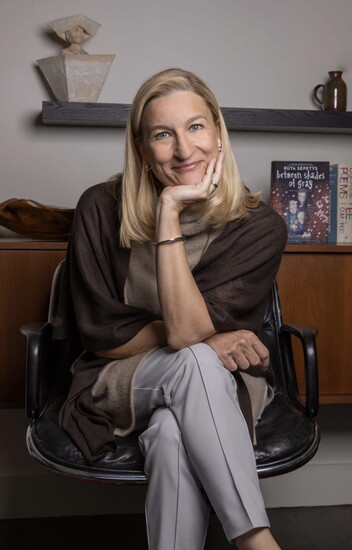 photo by Rachel Kinney Studios