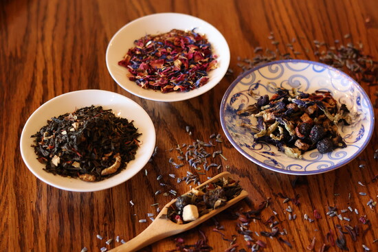 Hugs and Kisses (Rooibos) | Pu'erh Spice | Purple Papayaberry (Herbal)