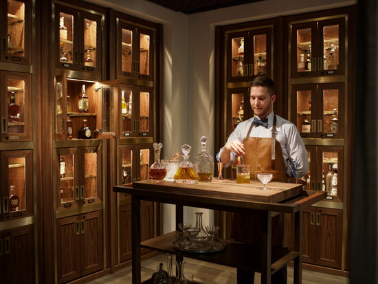 Bayou & Bottle's certified bourbon steward offers guests a "Texas Bourbon Tasting."
