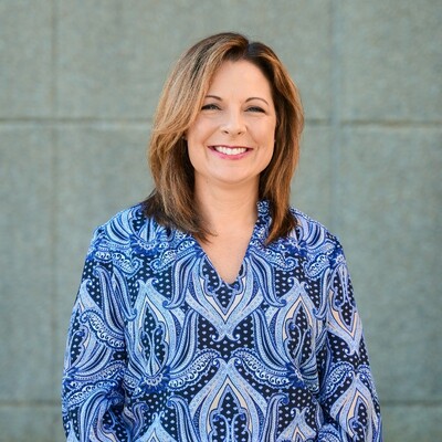 Lisa Self